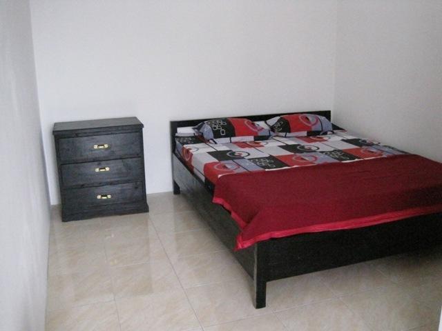 House 140 호텔 Baturetno 객실 사진